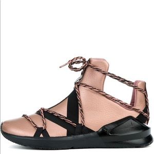 Women’s Puma Fierce sneakers NEW